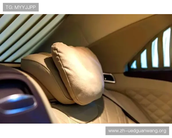 迈巴赫娱乐：奢华座驾中的极致娱乐体验引领未来潮流